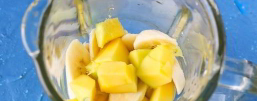 Шаг 4: смузей с манго и бананом