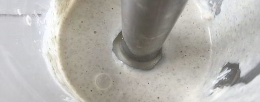 Шаг 11: томатного сока с зеленой гречкой, сельдереем и сметаной