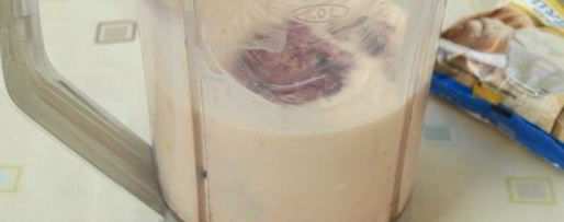 Шаг 6: творожного коктейля на ряженке с шелковицей