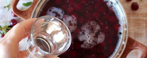 Шаг 3: вишневого сиропа