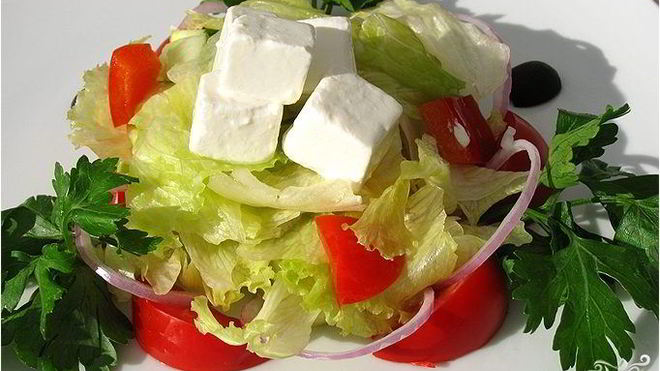 Рецепт Греческого салата с адыгейским сыром