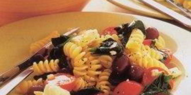 Рецепт греческого салата с макаронами