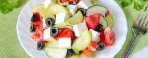 Шаг 9: греческого салата с цуккини и помидорами