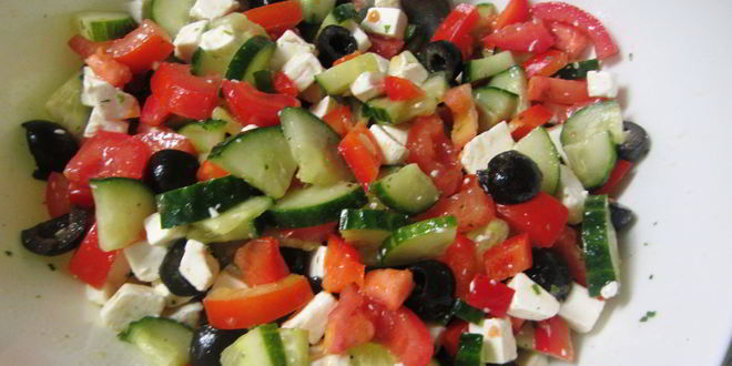 Рецепт греческого салата с зеленью