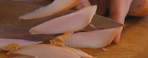 Шаг 1: салата из гречки с копченой курицей, помидорами и руколой