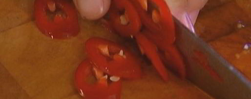 Шаг 8: салата из гречки с копченой курицей, помидорами и руколой