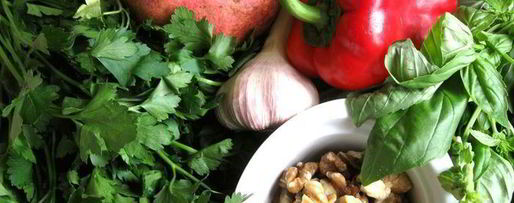 Шаг 3: салата с проростками зеленых зерен гречихи и гранатом