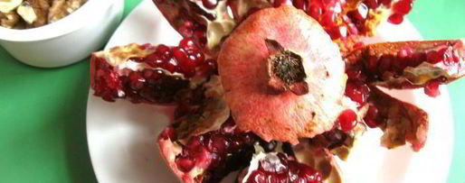 Шаг 5: салата с проростками зеленых зерен гречихи и гранатом