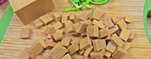 Шаг 4: теплого салата из гречки с колбасками и сыром