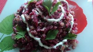 Рецепт Теплого салата с гречкой, свеклой и грибами
