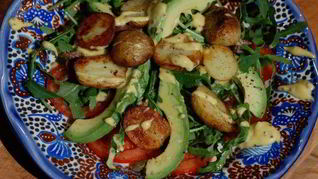 Рецепт Картофельного салата с авокадо и домашним майонезом