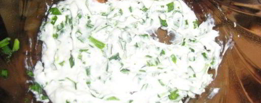 Шаг 2: картофельного салата с чесночным крем-соусом