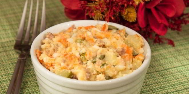 Рецепт картофельного салата с соленым огурцом