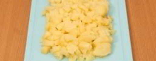 Шаг 1: картофельного салата с соленым огурцом