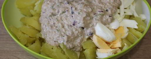 Шаг 2: картофельного салата с тунцовым соусом