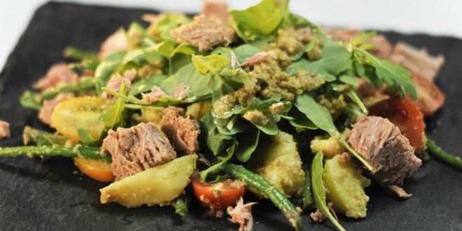 Рецепт картофельного салата с зеленой фасолью