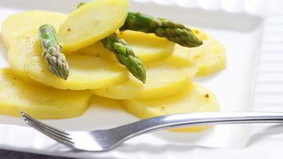 Рецепт Картофельного салата со спаржей по-деревенски