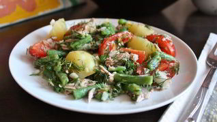 Рецепт Салата из картофеля, фасоли и тунца