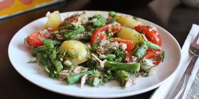 Рецепт салата из картофеля, фасоли и тунца