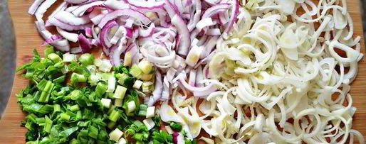 Шаг 2: салата из картофеля и черемши