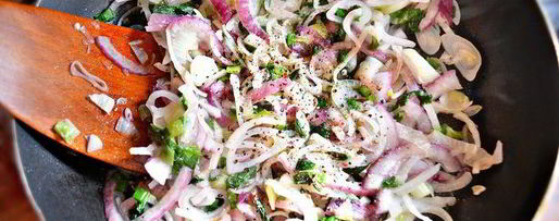 Шаг 3: салата из картофеля и черемши