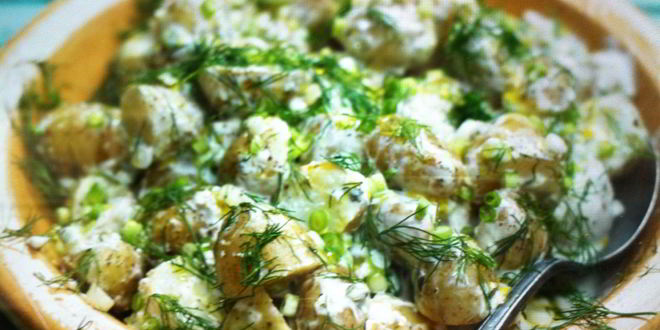 Рецепт салата из молодой картошки с укропной заправкой