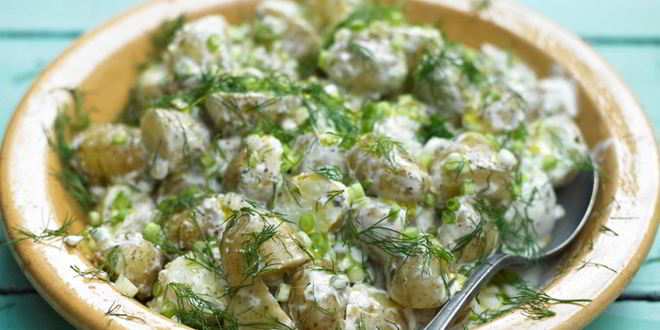 Рецепт салата из молодой картошки с укропной заправкой