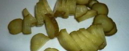 Шаг 1: салата картофельного с огурцами