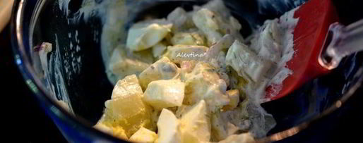 Шаг 1: салата с малосольной семгой и картофелем