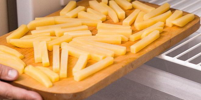 Рецепт салата с жареной картошкой