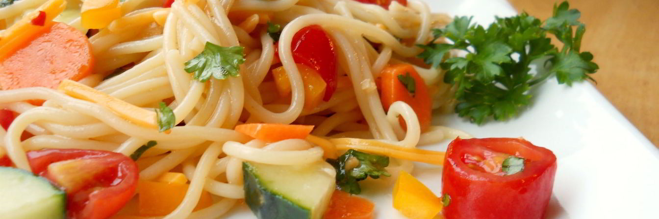 Рецепт Летнего салата из спагетти и овощей