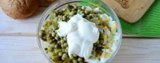 Шаг 3: булочек, фаршированных салатом оливье