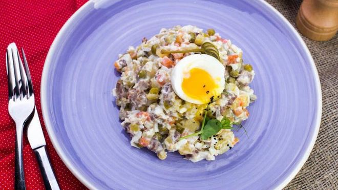 Рецепт Ностальгического салата оливье