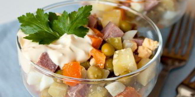 Рецепт оливье с копченым языком