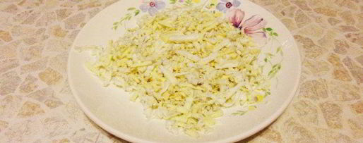 Шаг 1: оливье с маринованными грибами