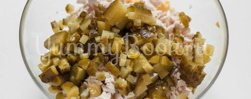 Шаг 2: салата оливье без майонеза и картофеля