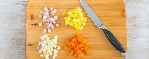 Шаг 2: салата оливье классический советский