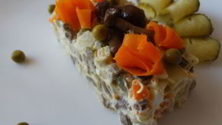 Рецепт Салата оливье с грибами