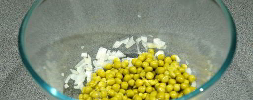 Шаг 1: салата оливье с индейкой