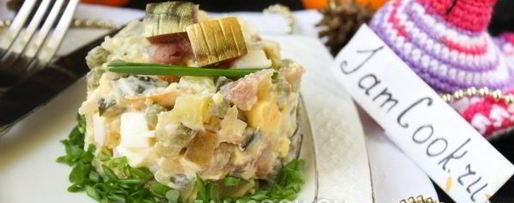 Шаг 8: салата оливье с копченой скумбрией