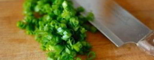 Шаг 4: салата оливье с морковью