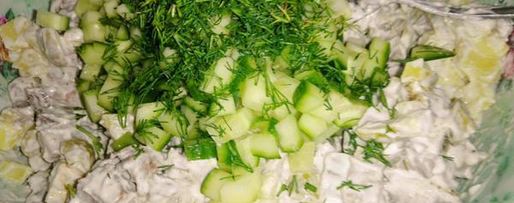 Шаг 4: салата оливье с языком и свежим огурцом