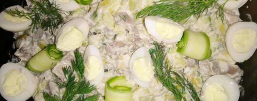 Шаг 5: салата оливье с языком и свежим огурцом