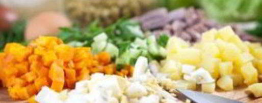 Шаг 1: салата оливье слоями