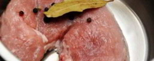 Шаг 1: салата оливье со свининой