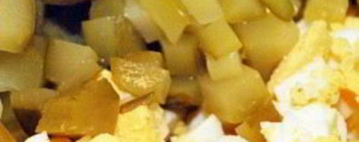 Шаг 4: салата оливье со свининой