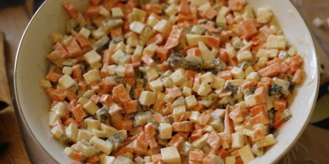 Рецепт сыроедческого оливье