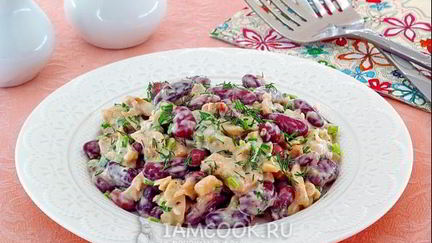 Рецепт Рыбного салата с консервированной фасолью