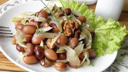 Рецепт Салата из фасоли постный