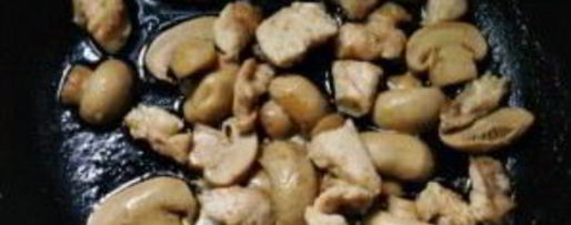 Шаг 5: салата из курицы с шампиньонами